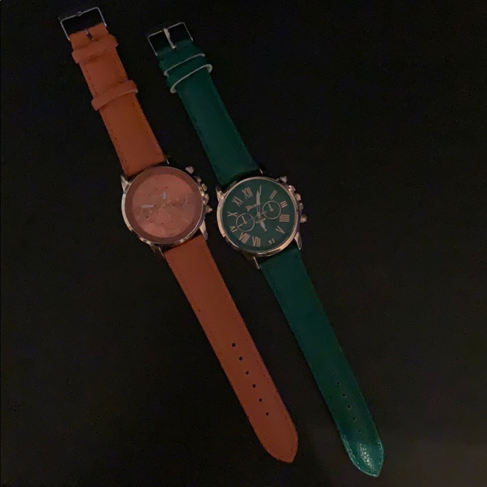 ⭐️ Orange and green with rose gold watches⭐️